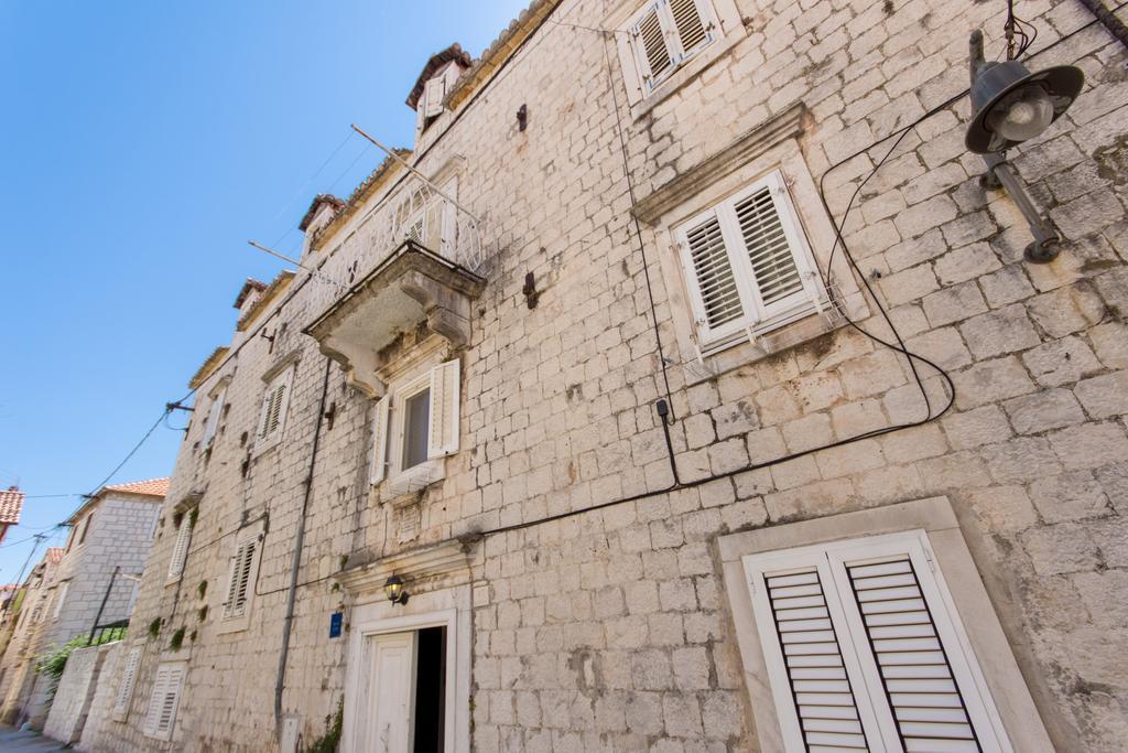 Top-Floor Apartment In Trogir Center Exterior foto